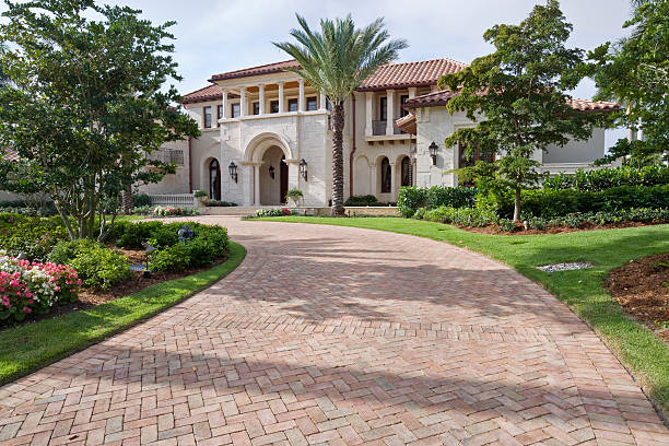 Best Affordable Driveway Pavers  in Minneola, FL